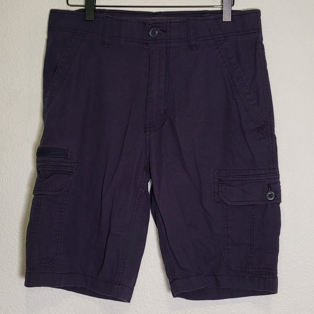 Wear First The Journey Navy Blue Cargo Shorts size 32